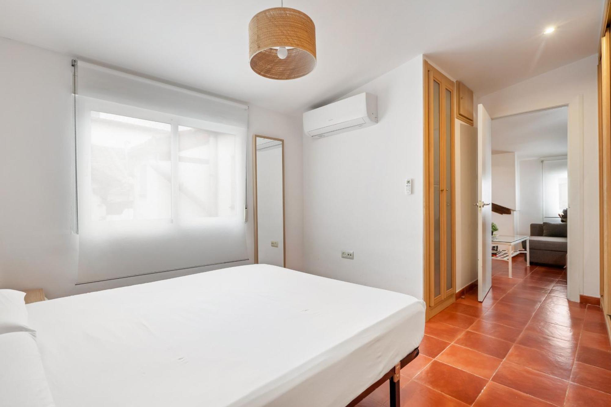 Apartamento En La Gran Via Alquiler Temporal Madrid Exterior photo